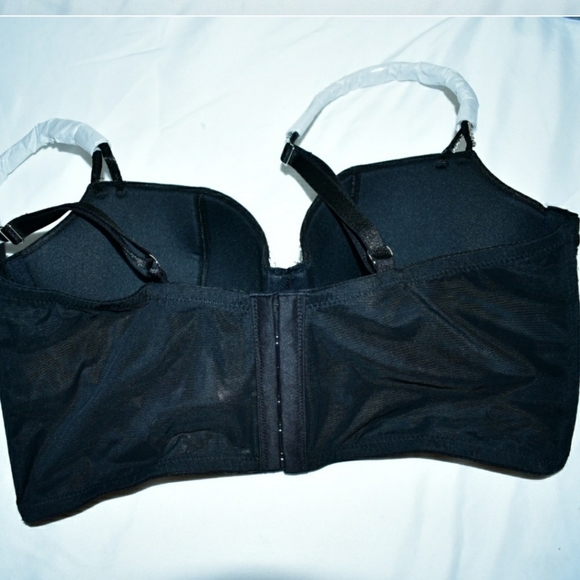 VICTORIA'S SECRET SWAROVSKI CRYSTALS FANTASY BRA - Picture 5 of 8